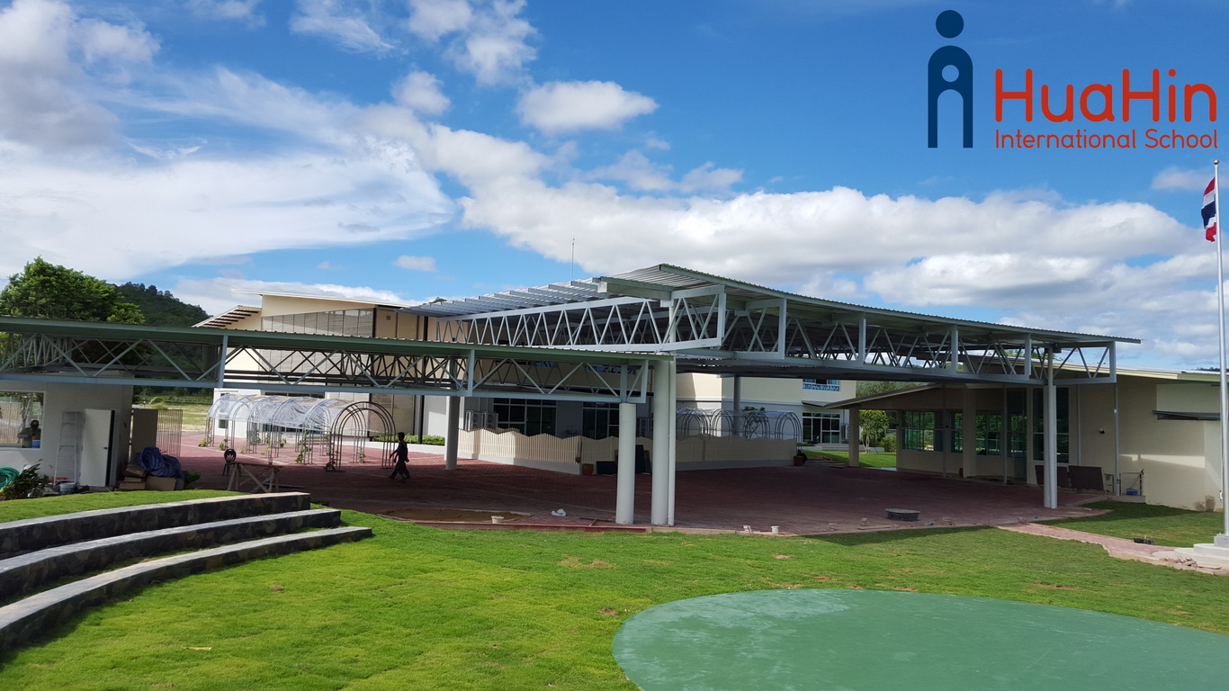 Hua Hin International School' profile cover