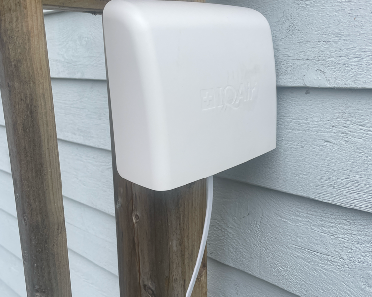 IQAir expander icon